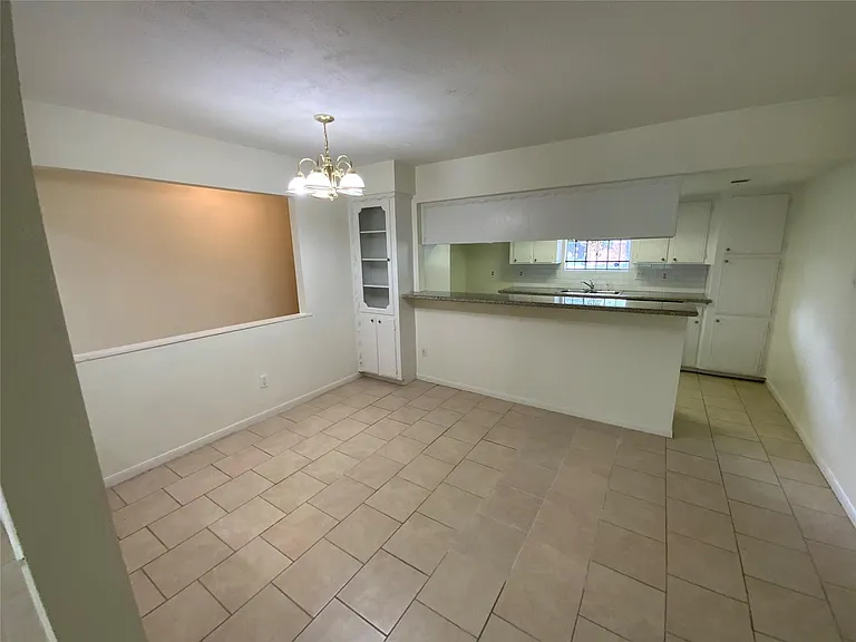 7710 Ashmole Ln — Photo 7