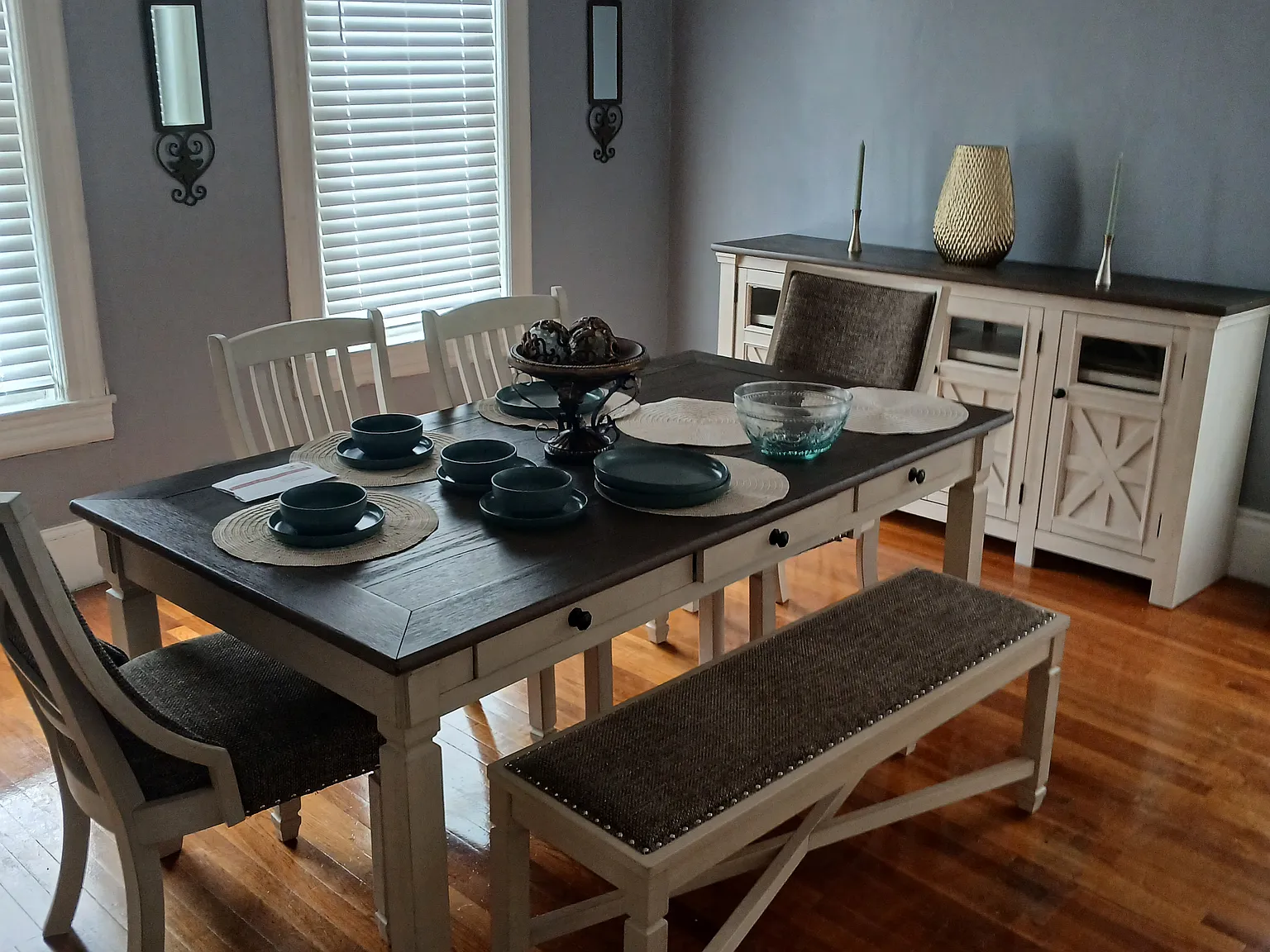 3 bed, 1700 sqft, $1,700 — Photo 2