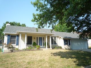 1744 Tralee Ln, Ballwin, MO 63021