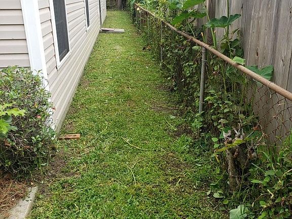 5th image of 4939 Nesbit Ave