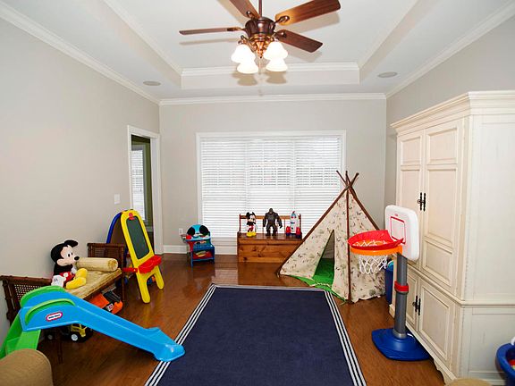 4th image of 104 Gardenia Dr