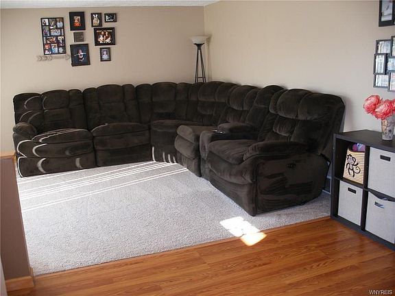 3rd image of 16 Chapel Ln