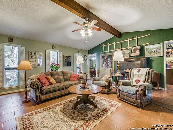 3rd image of 356 Edgehill Dr
