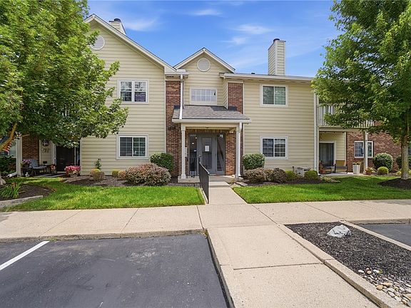 2nd image of 6611 Brigham Sq APT 4