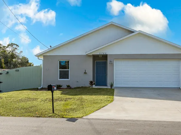 5780 Palm St, Mims, FL 32754