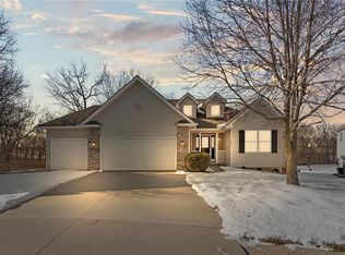 12206 N Highland Ave, Kansas City, MO 64165