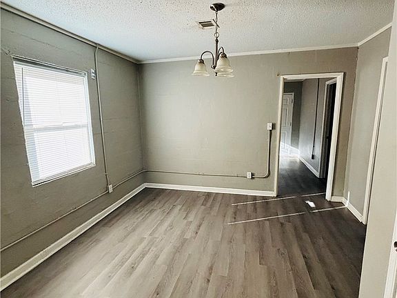 5th image of 2813 Short 20th St