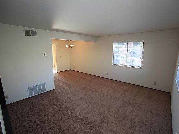 Spacious Living/Dining Room