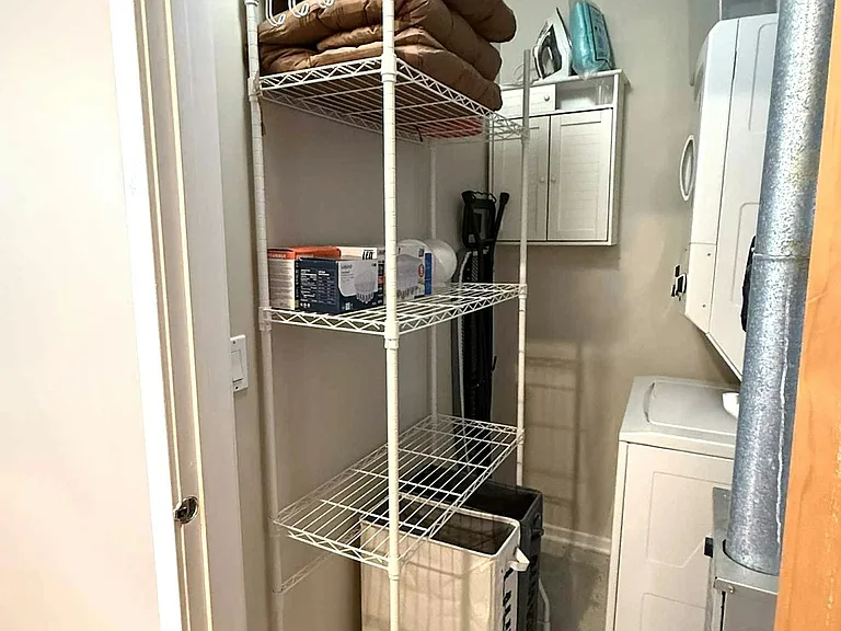 Laundry & Storage