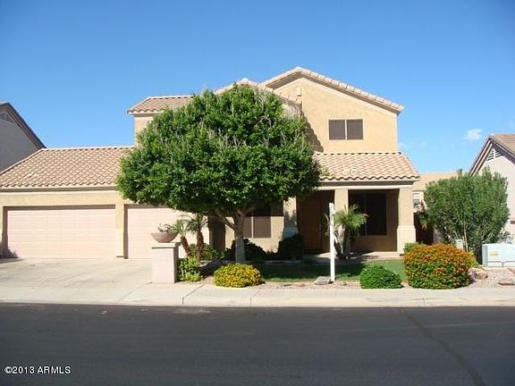 3rd image of 1726 S Valle Verde