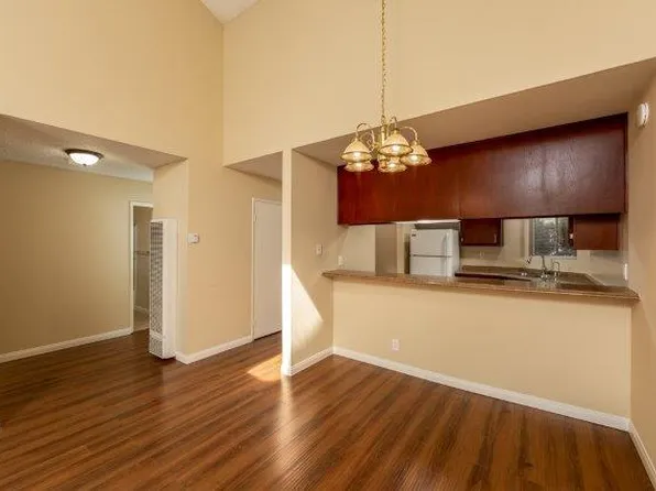 1365 Newport Ave, Long Beach, CA