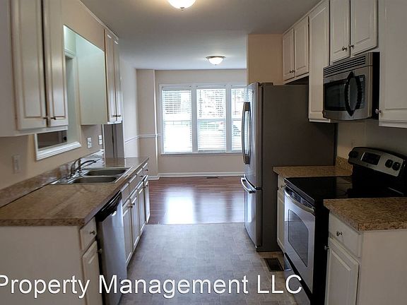 2nd image of 1004 S Philwood Ct