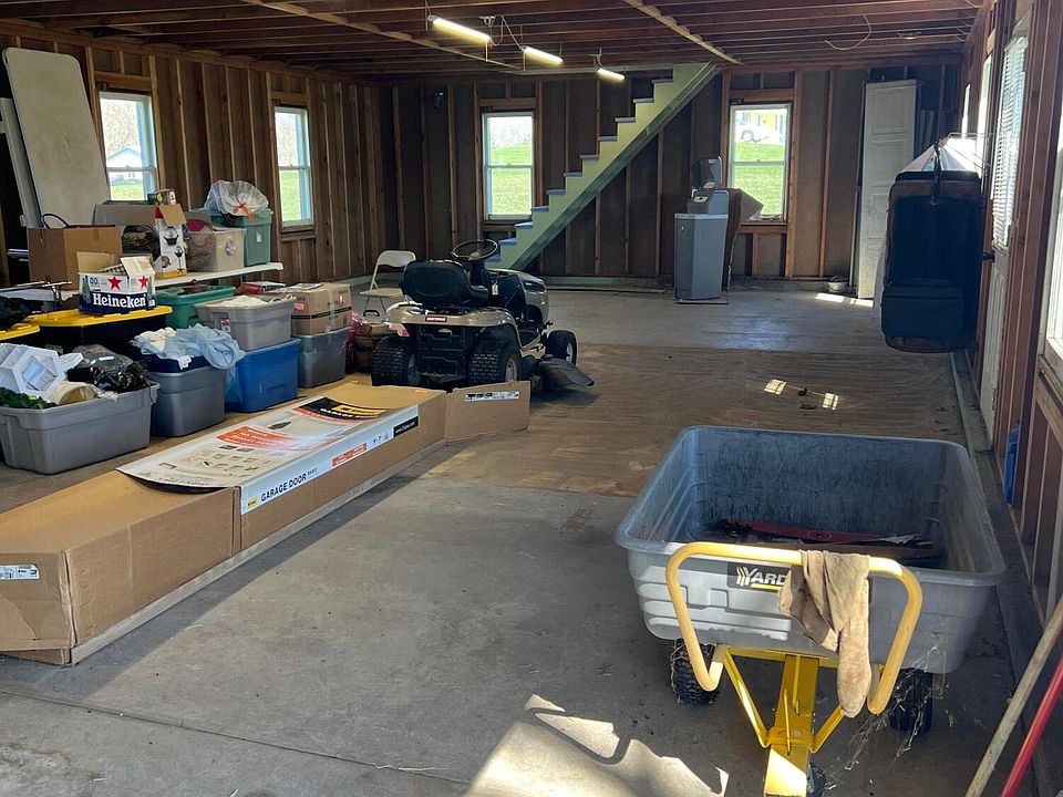 1970 N Tipton Rd, Muscatine, IA 52761 Zillow