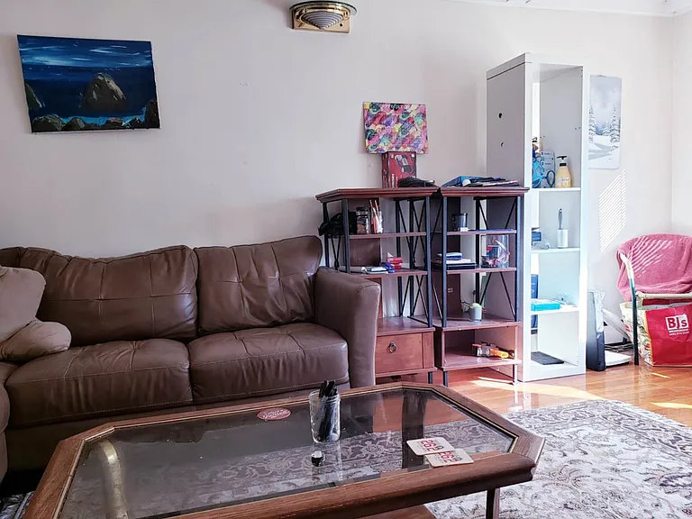 8 Denns Pl — Photo 24