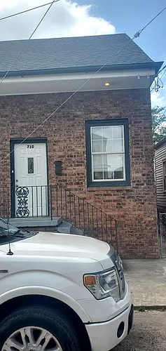 710 Mazant St Photo 1