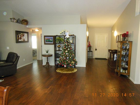 2nd image of 5409 Eisenhower Ct