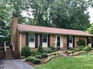 2205 Brandywine Dr, Charlottesville, VA