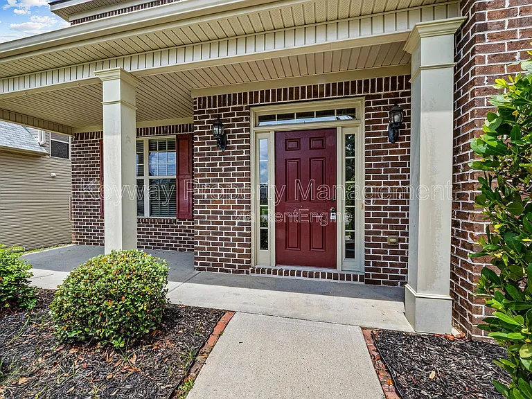 6017 Reynolds Cir — Photo 3