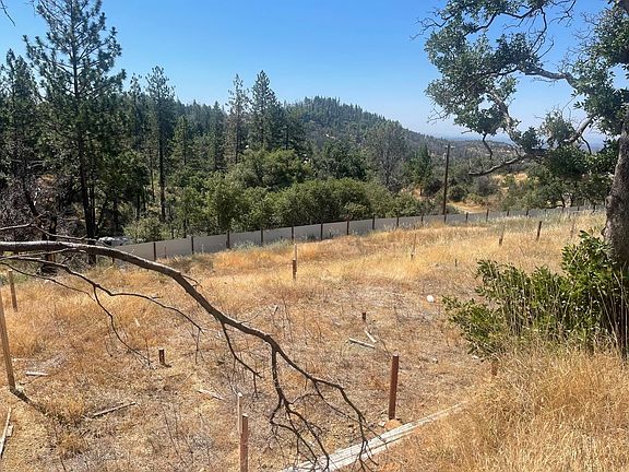 2nd image of 1233 Encina Grande Rd