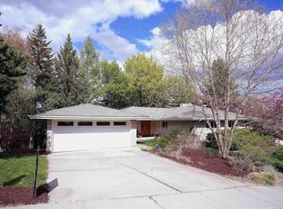 1050 SW Viento Dr, Pullman, WA 99163