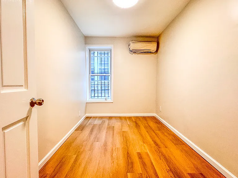 154 E 93rd St #1 — Photo 6