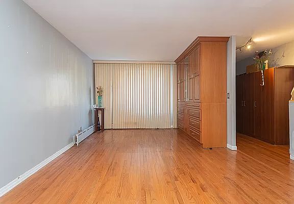 4th image of 19-54 81st St