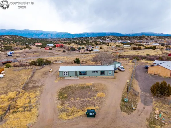 933 Coyote Cir, Coal Creek, CO 81221