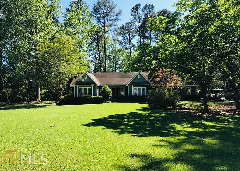 1st image of 234 Magnolia Pl