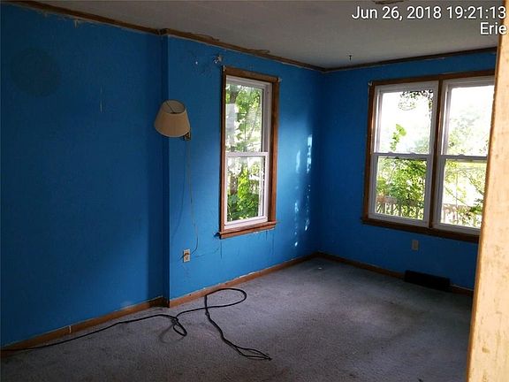 5th image of 2931 Pine Ave
