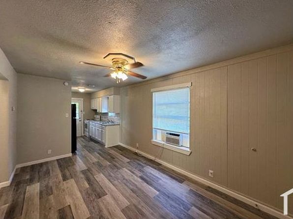 1310 Meriweather Ave