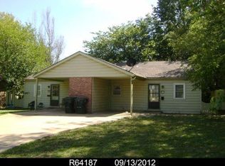 3207 SW 29th Ter, Topeka, KS 66614