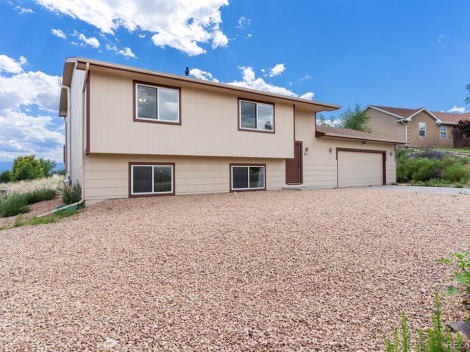 1st image of 817 S Aguilar Lane