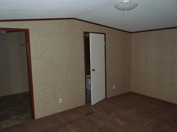 2nd image of 1270 County Road 2268