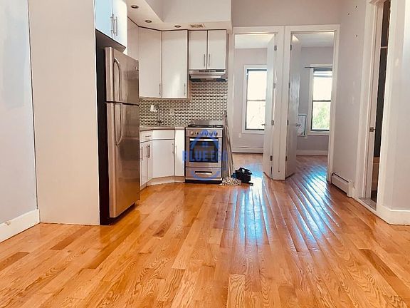 3rd image of 278 Woodbine St #3