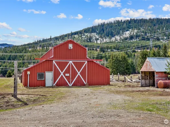 1811 Iron Horse Road, Easton, WA 98925