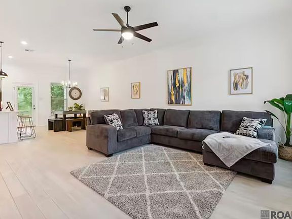 2nd image of 9215 Asoka Ave