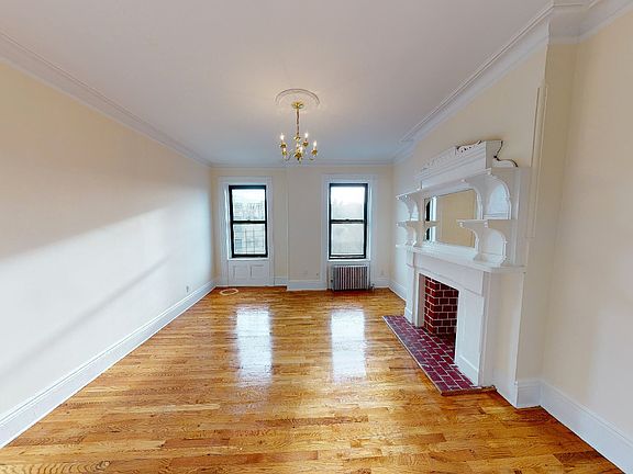 2nd image of 157 Garfield Pl APT 4L