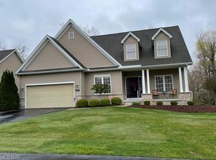 8690 Kimblewick Ln NE, Warren, OH