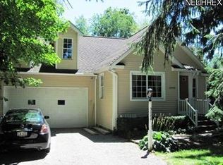 3088 Greenleaf Rd, Akron, OH 44312