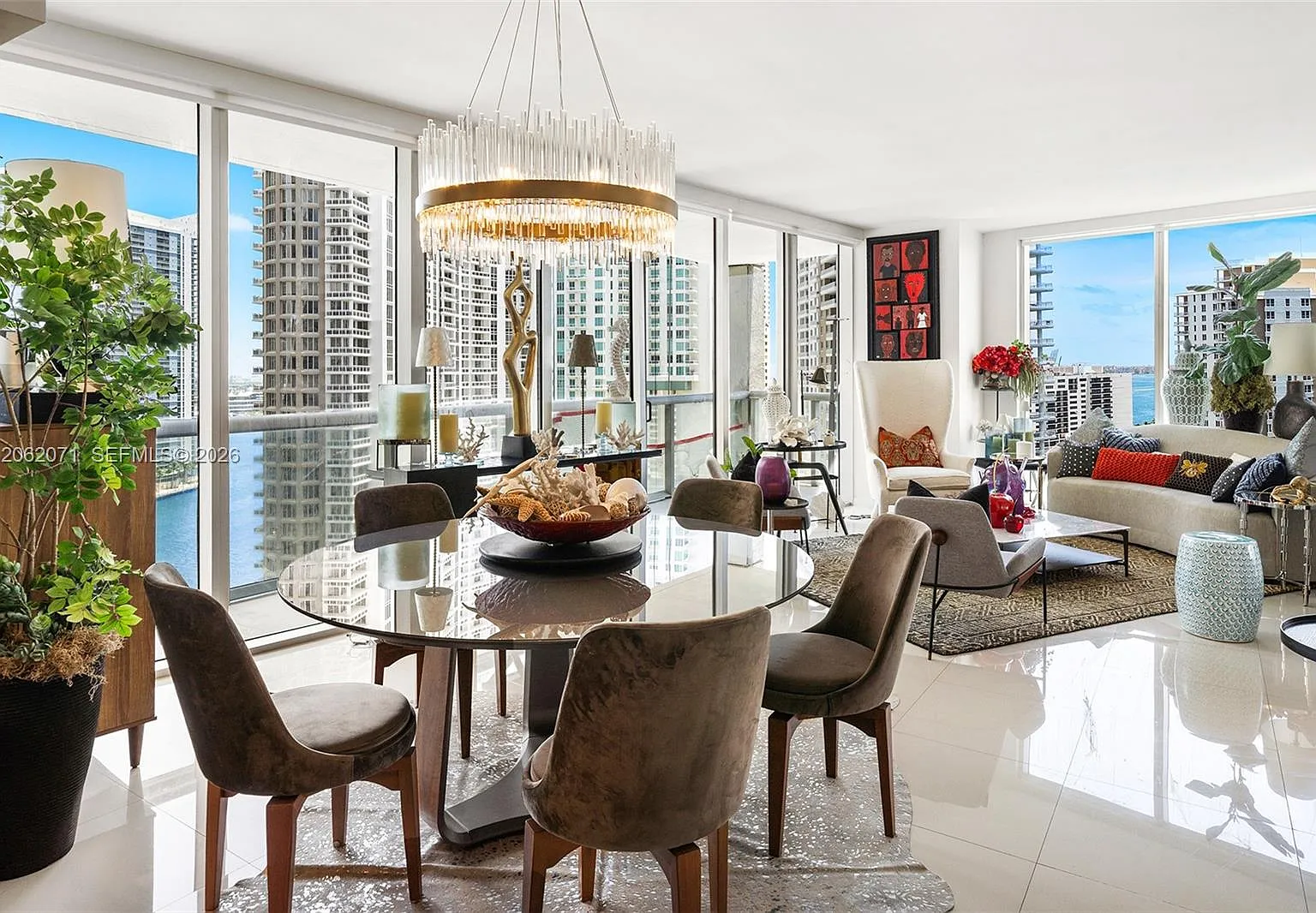 Icon Brickell No Two — Photo 1