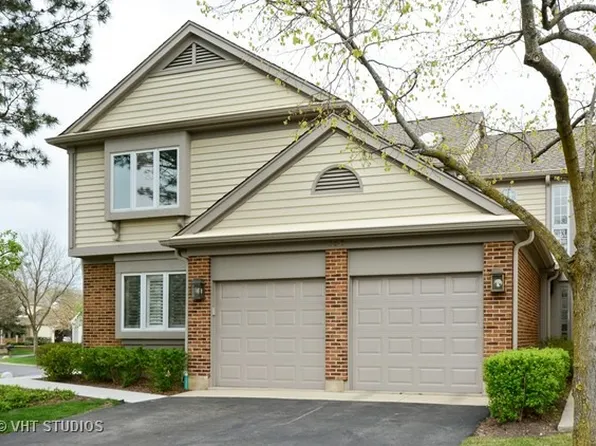 130 Warkworth Ln #83, Inverness, IL 60067