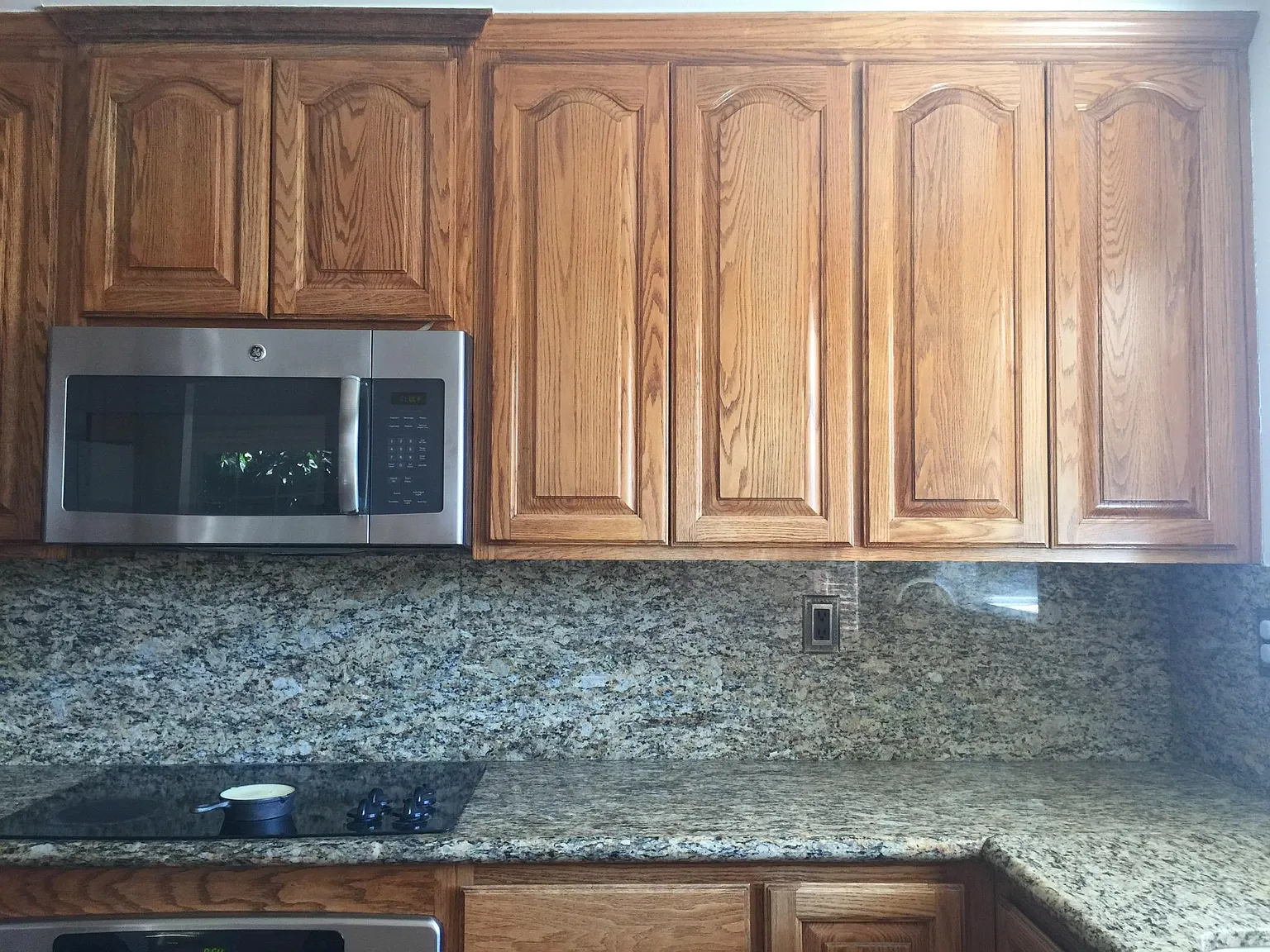 3 bed, 1700 sqft, $2,400 — Photo 4