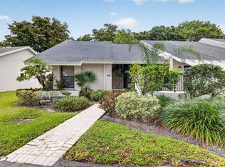 10911 Lake Front Pl, Boca Raton, FL 33498
