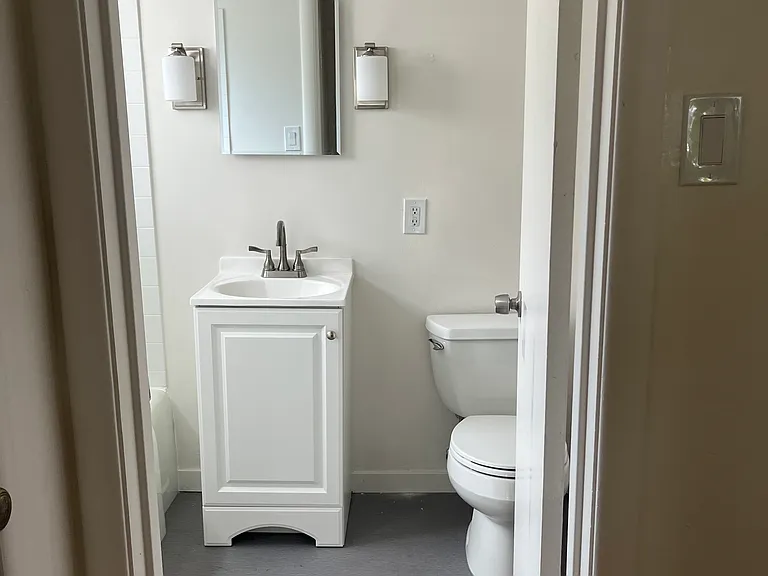 111 G St #1 — Photo 5