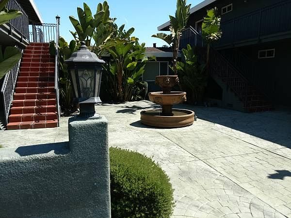 1st image of 2180 Carlmont Dr APT 2