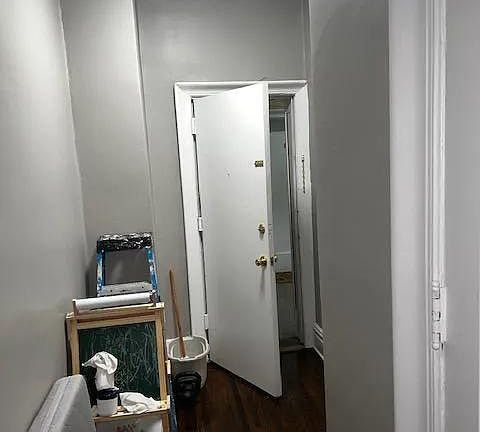 5th image of 93 Fairview Ave #2A