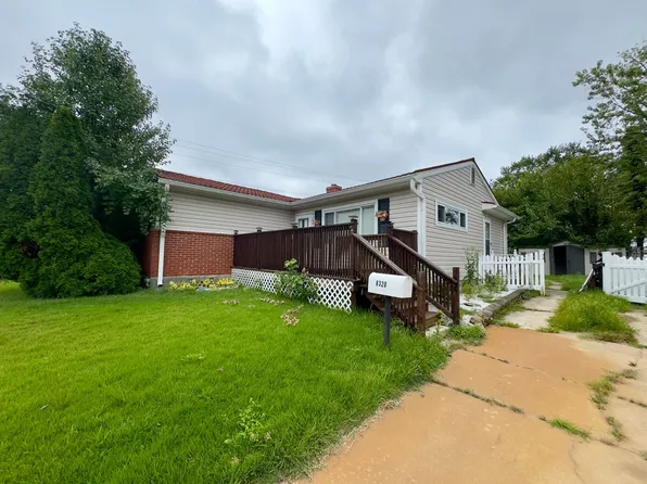 8320 Old Harford Rd, Parkville, MD 21234