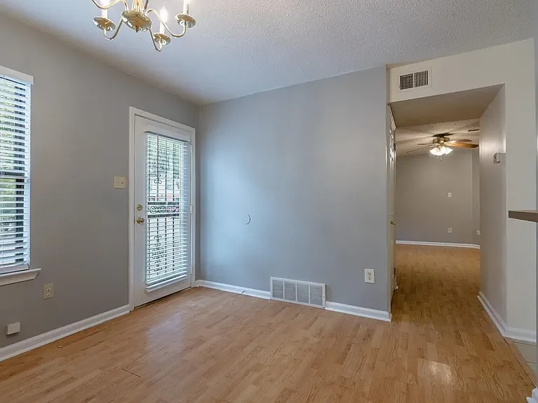 123 Barksdale Ct #123 — Photo 6