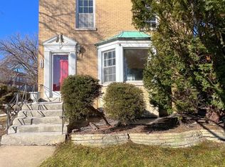 1852 East Ave, Berwyn, IL 60402