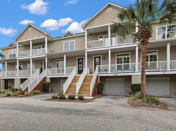 202 Garmouth Ct, Mount Pleasant, SC 29466